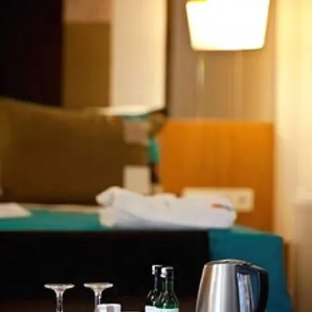 Hotel Collage Pera 4*