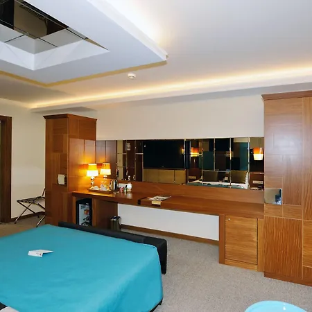 Collage Pera Hotel