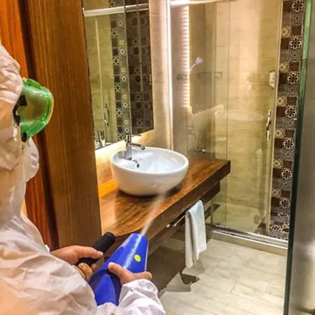 Collage Pera Istambul