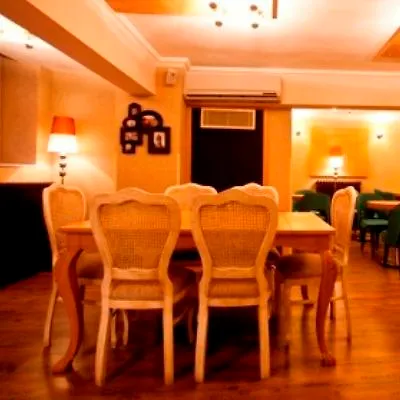 培拉贴图酒店 4*